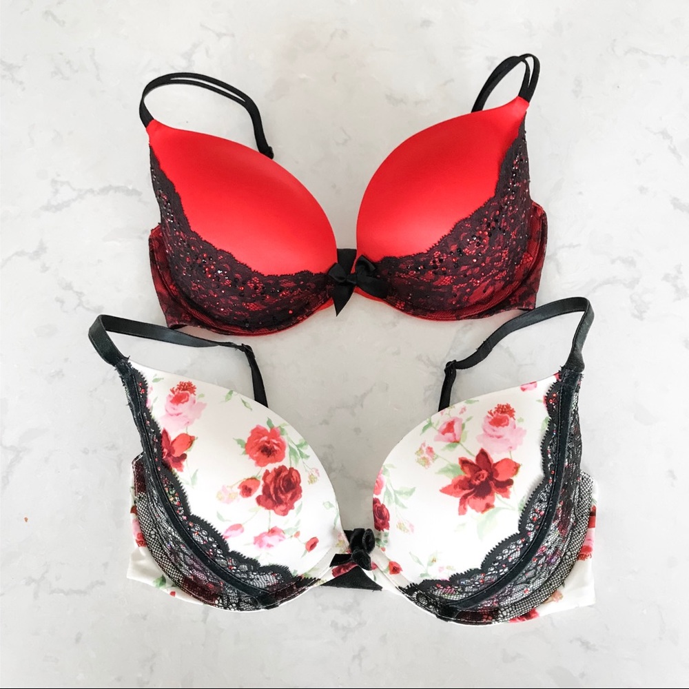 2 Victoria Secret Very Sexy Bras 34D